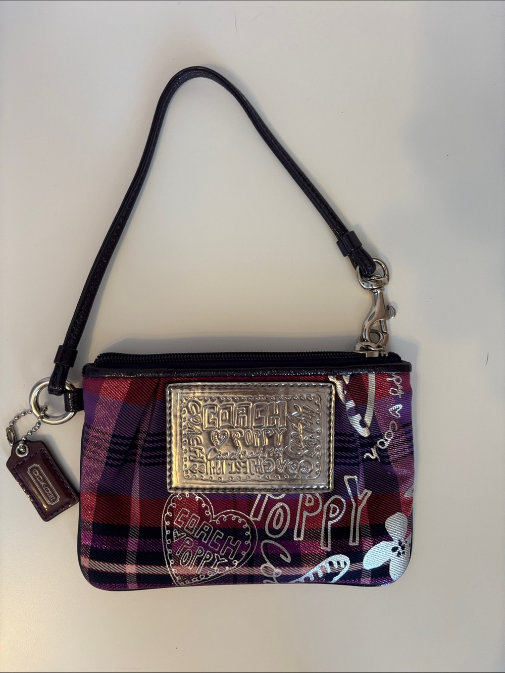 Vintage Coach Purple Plaid Poppy Wristlet with Silver creed patch 2010-11